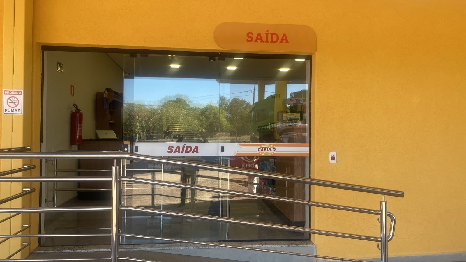 Fachada do Auto Posto Casulo